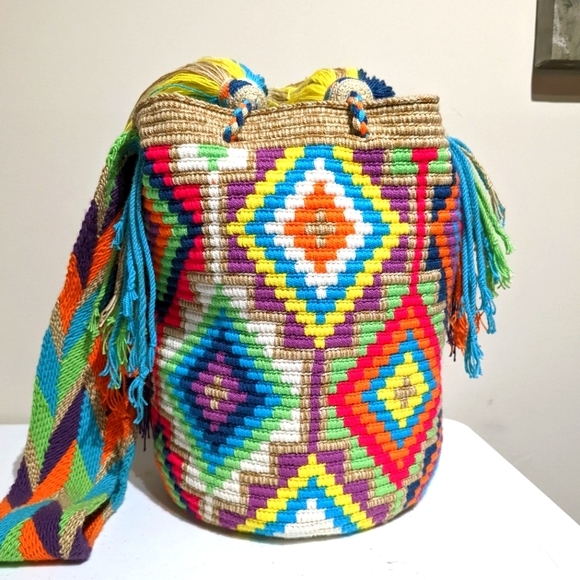 SOLD / Authentic handmade Wayuu bag/ Matizado- Multicolored / Size L. - Picture 7 of 7